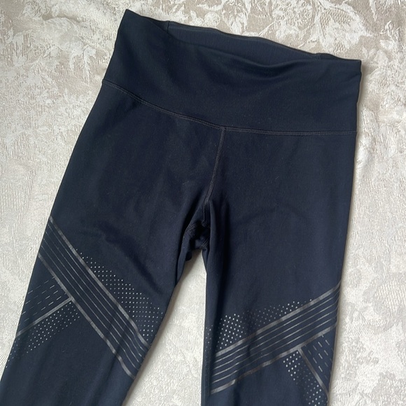 Under Armour Leggings - Picture 6 of 11